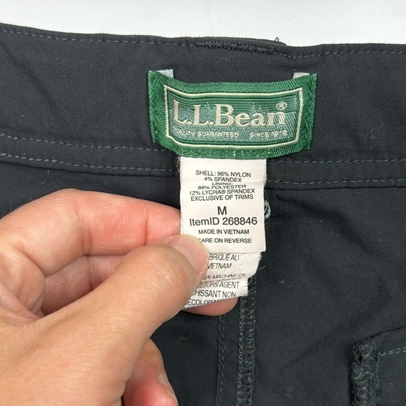 Vintage L.L. Bean 268846 Nylon Charcoal Black Hiking Shorts Size Medium - Picture 6 of 7
